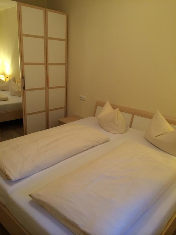 Apartments Clara Garmisch-Partenkirchen Kamer foto
